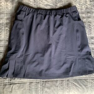 NWT Chicos Zenergy solid side pleat skirt - 1.5 (10)